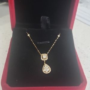 SOLD Dainty diamond necklace in 18k yg